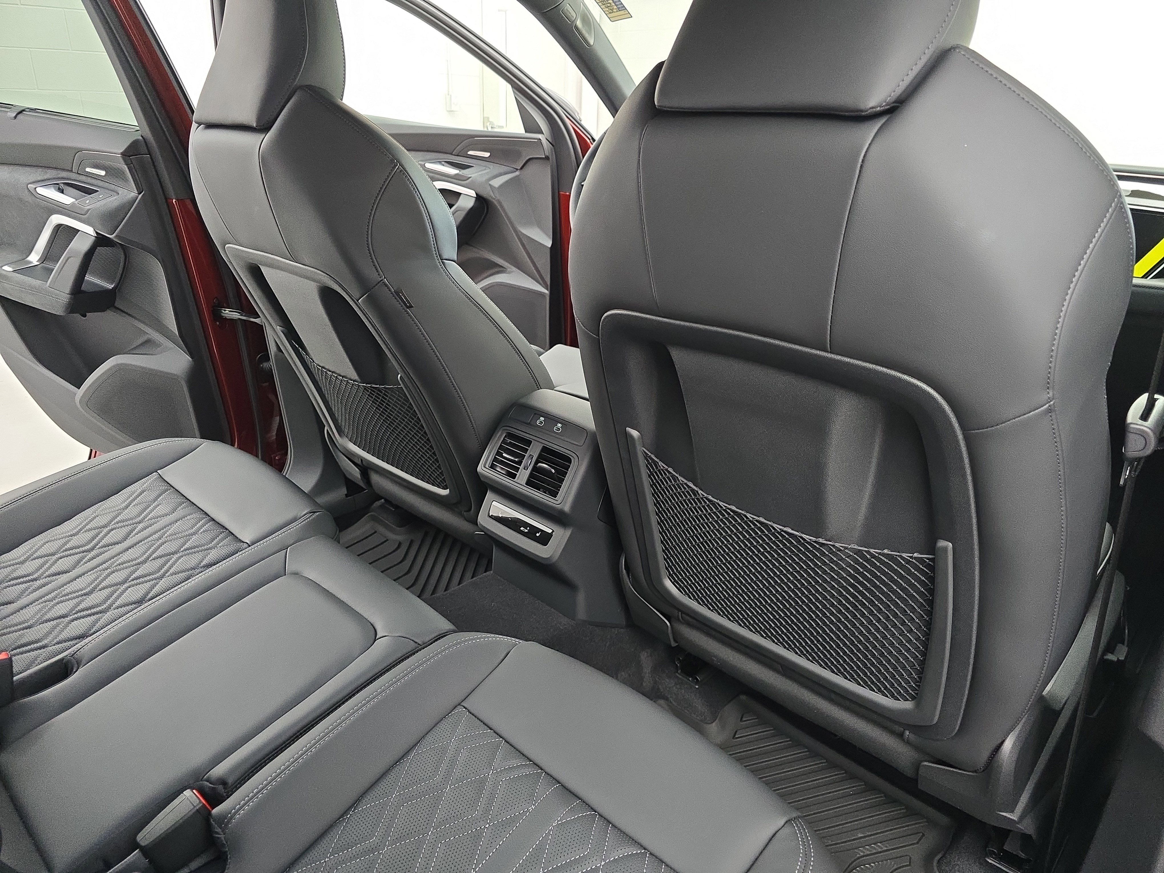 New 2026 Audi SQ5 Prestige AWD/4WD image 11