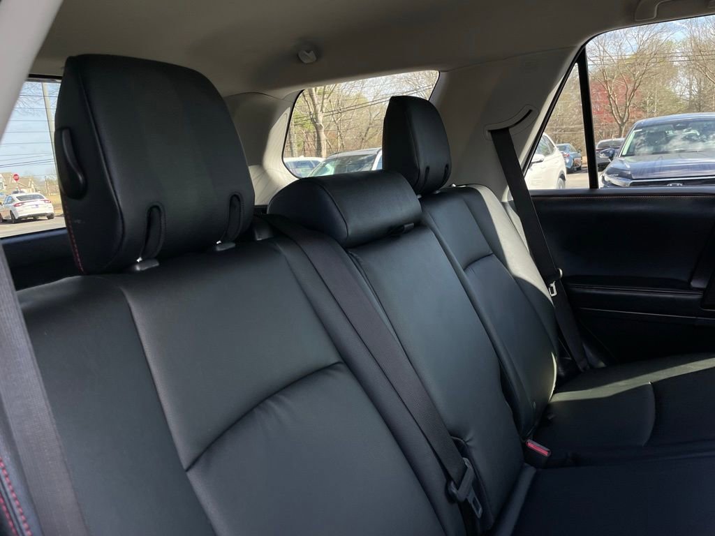 Used 2024 Toyota 4Runner TRD Off-Road Premium AWD/4WD image 36