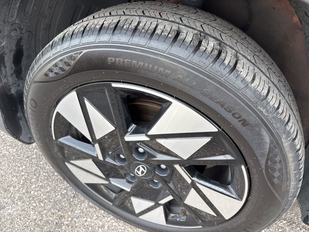 Used 2024 Hyundai Kona SEL FWD image 10
