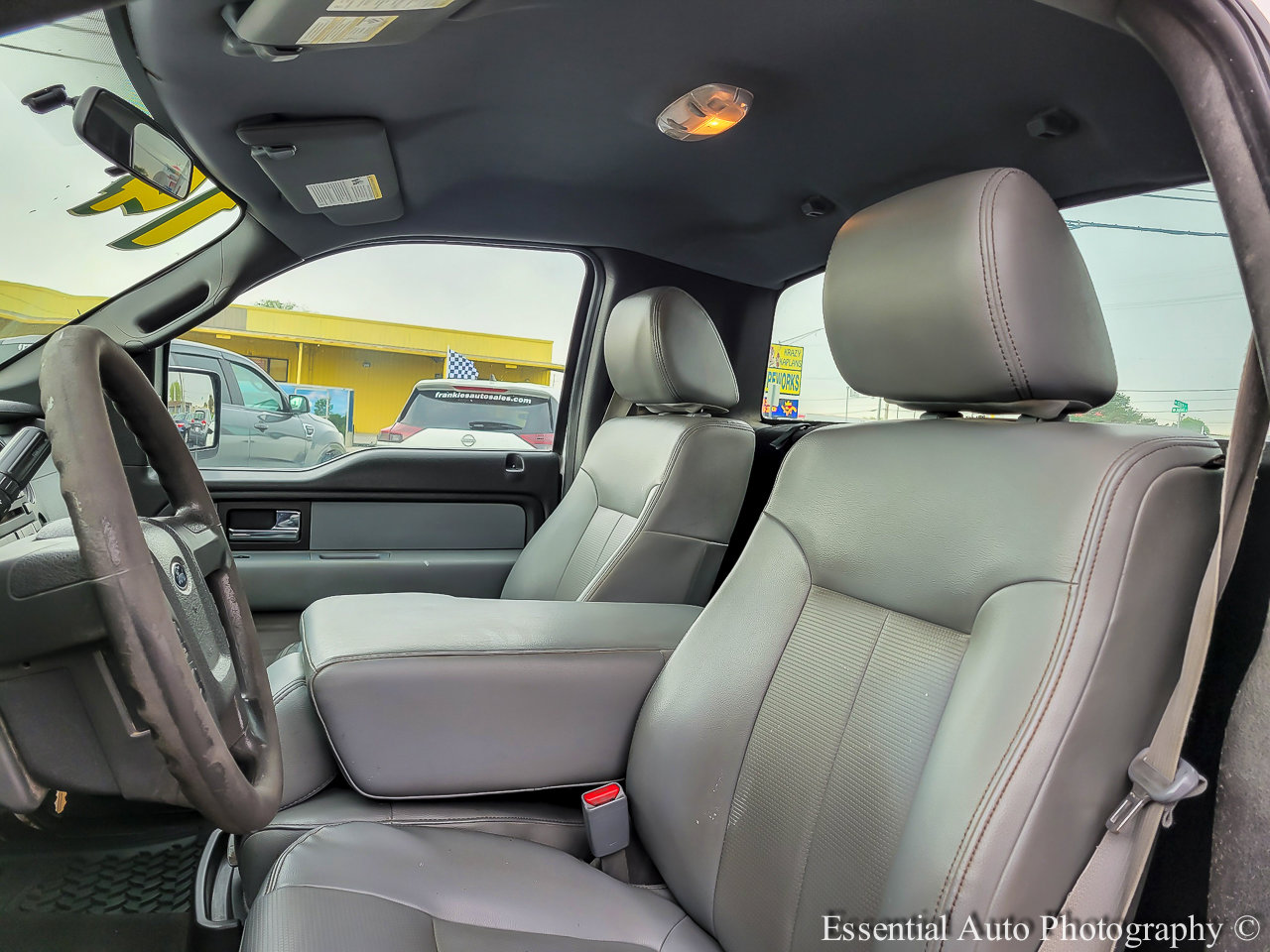 Used 2014 Ford F150 XL w/ Equipment Group 101A Mid AWD/4WD image 9