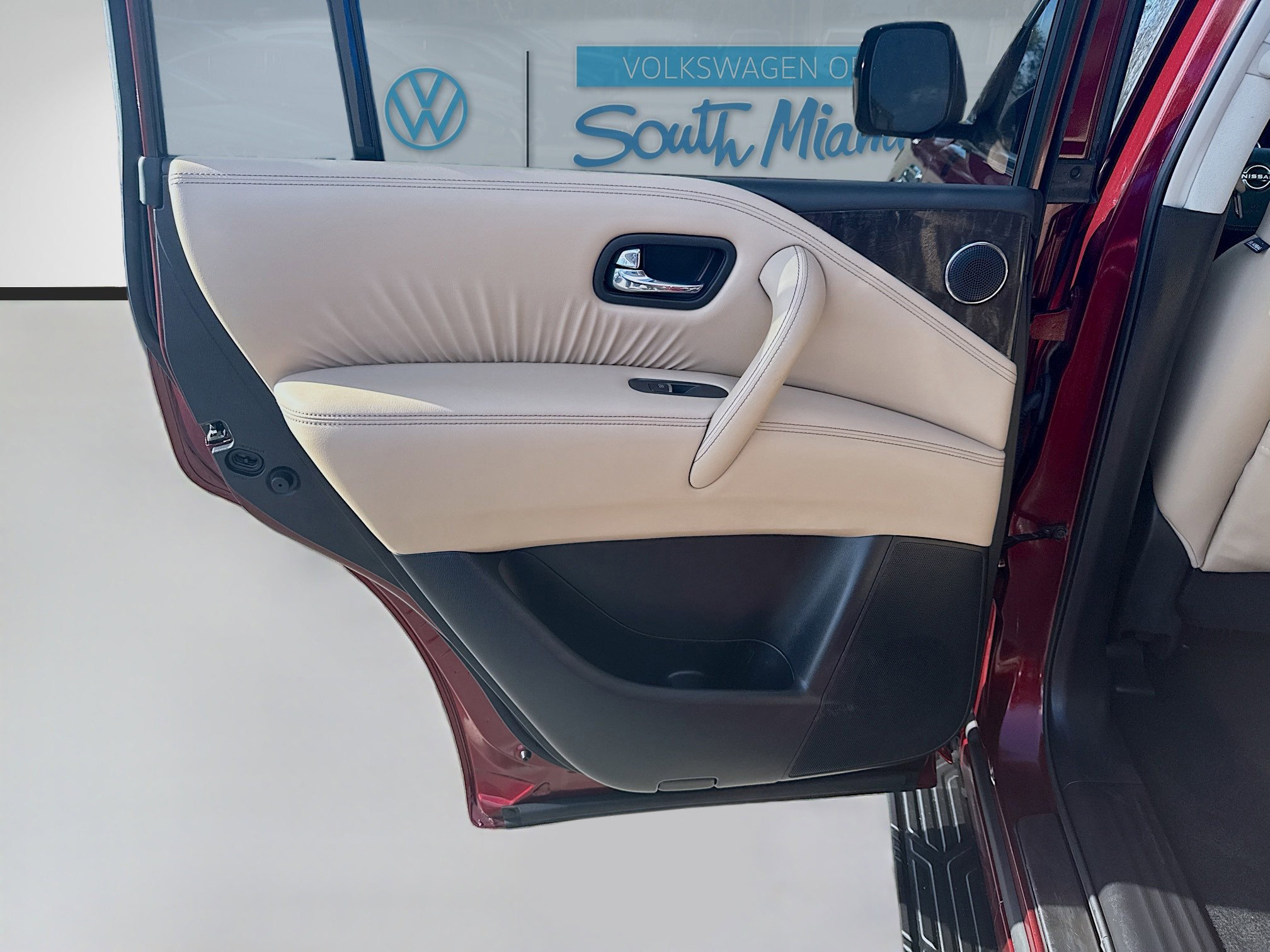 Used 2023 Nissan Armada Platinum w/ Cargo Package image 27