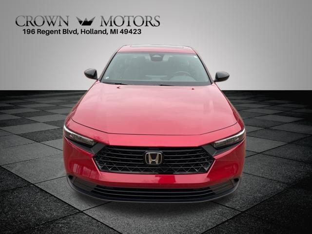 Used 2023 Honda Accord Sport image 8