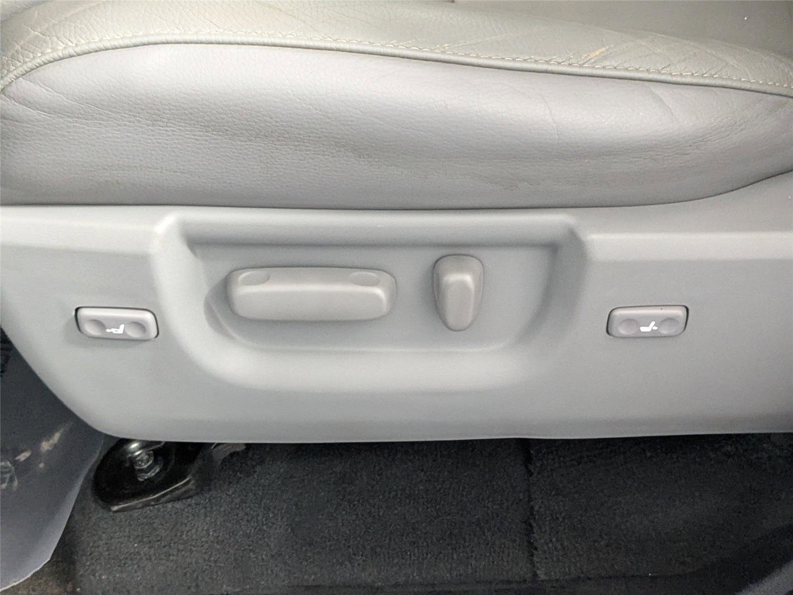 Certified 2020 Toyota Sequoia Limited image 11