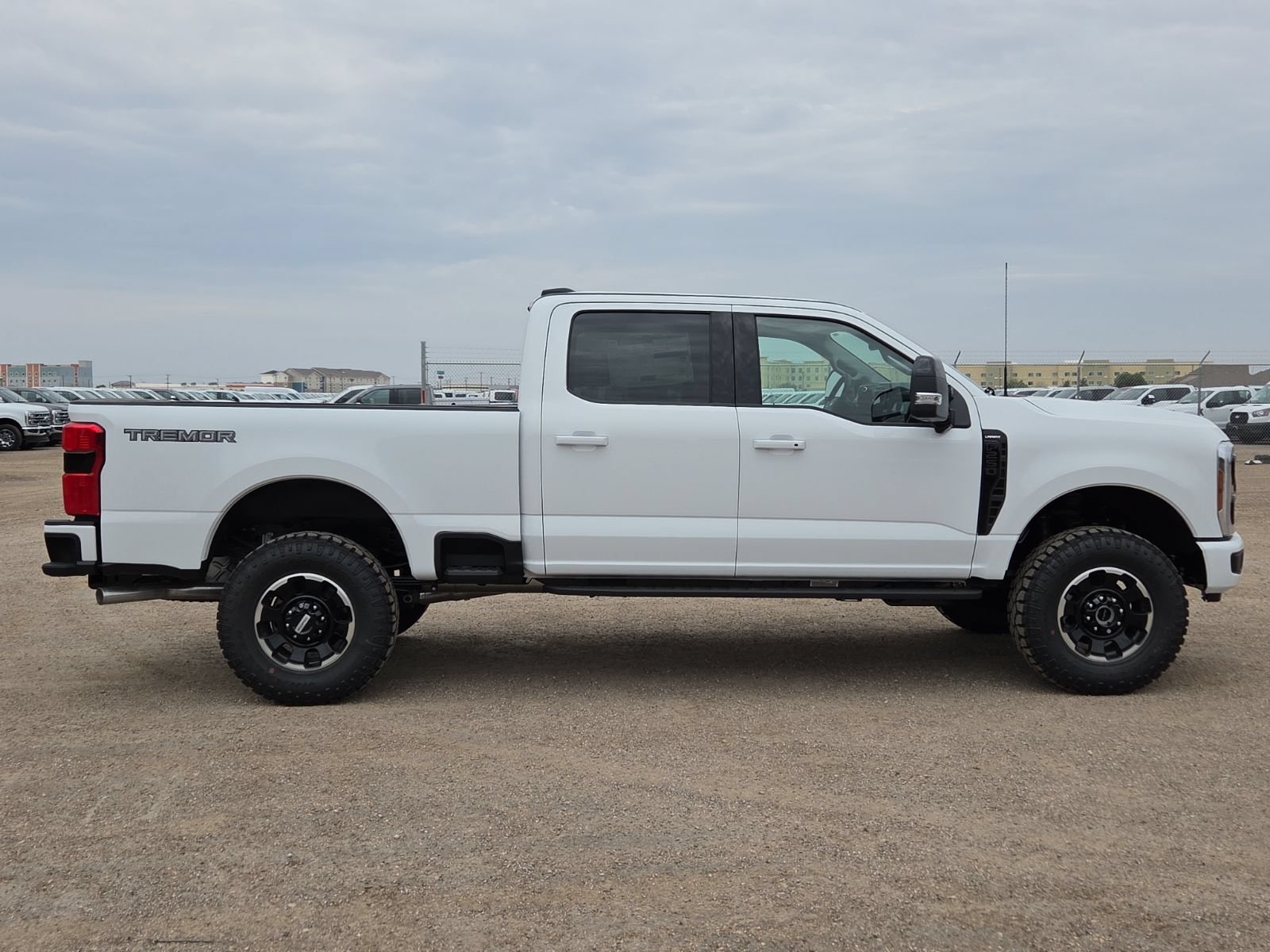 New 2026 Ford F250 Lariat w/ Tremor Off-Road Package AWD/4WD image 5