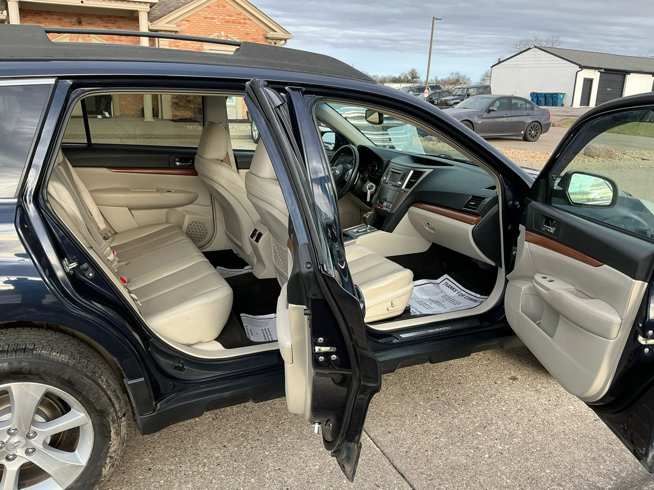 Used 2014 Subaru Outback 2.5i Limited w/ Moonroof Package image 17