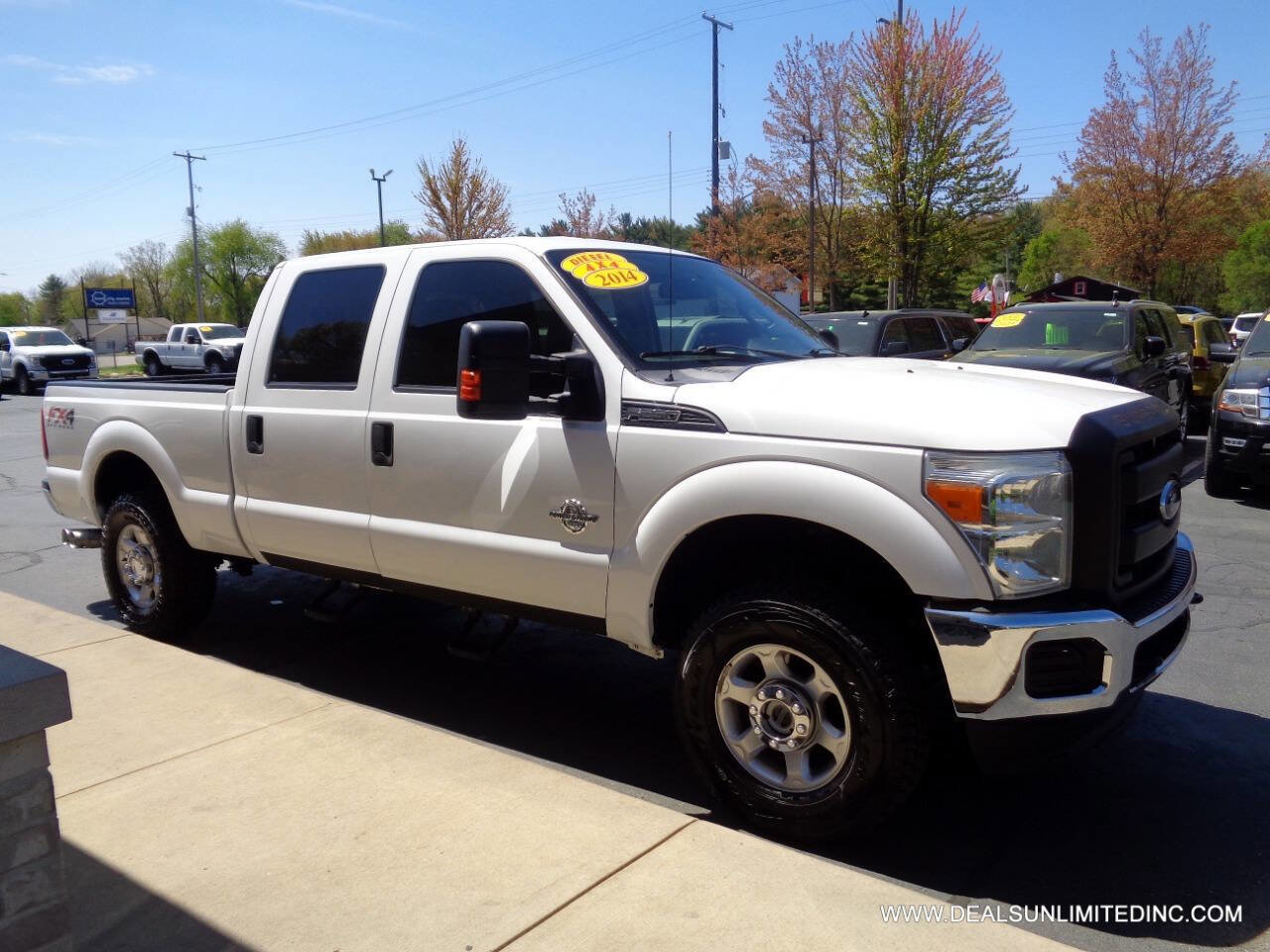 Used 2014 Ford F250 XL w/ Power Equipment Group image 2