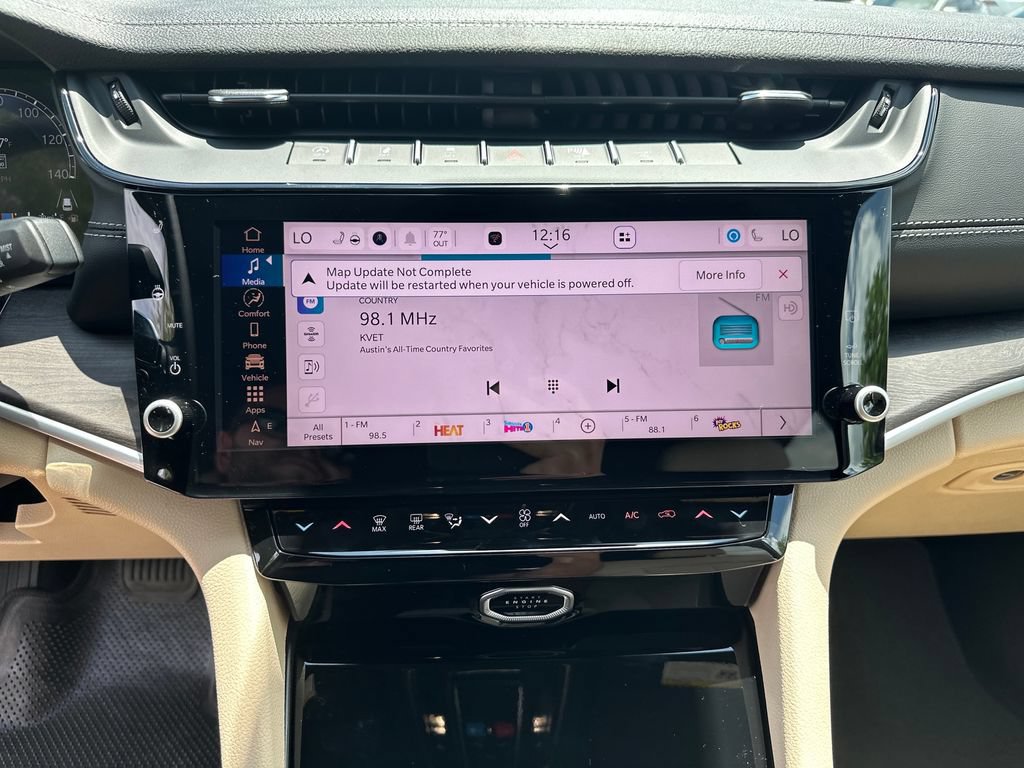 New 2026 Jeep Grand Cherokee Limited RWD image 24