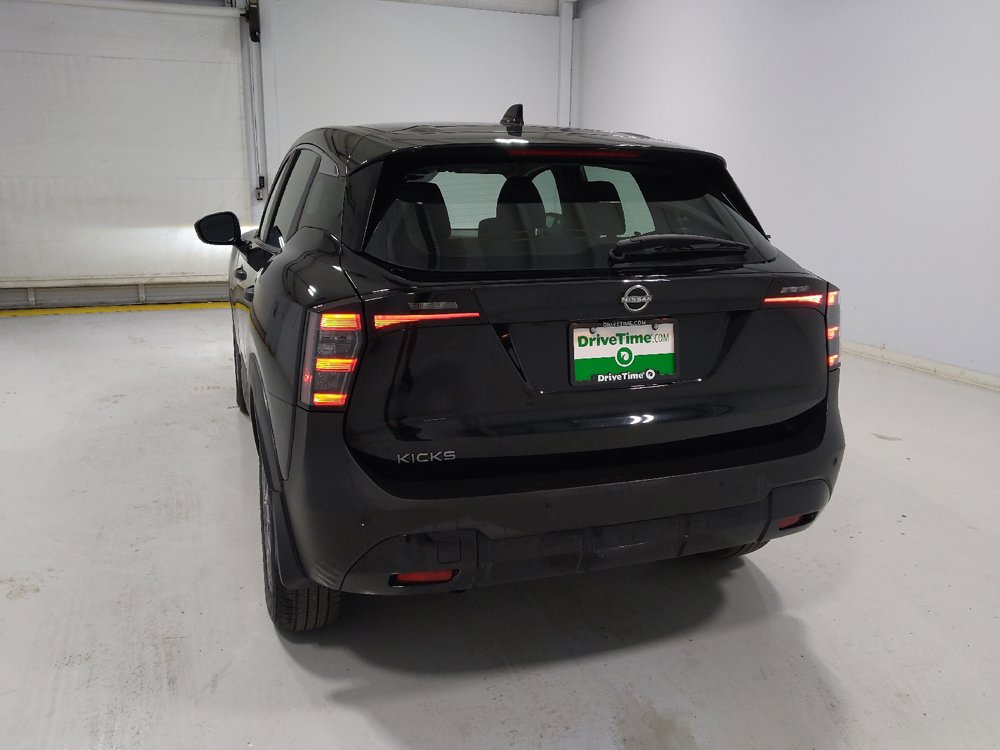 Used 2025 Nissan Kicks S FWD image 6