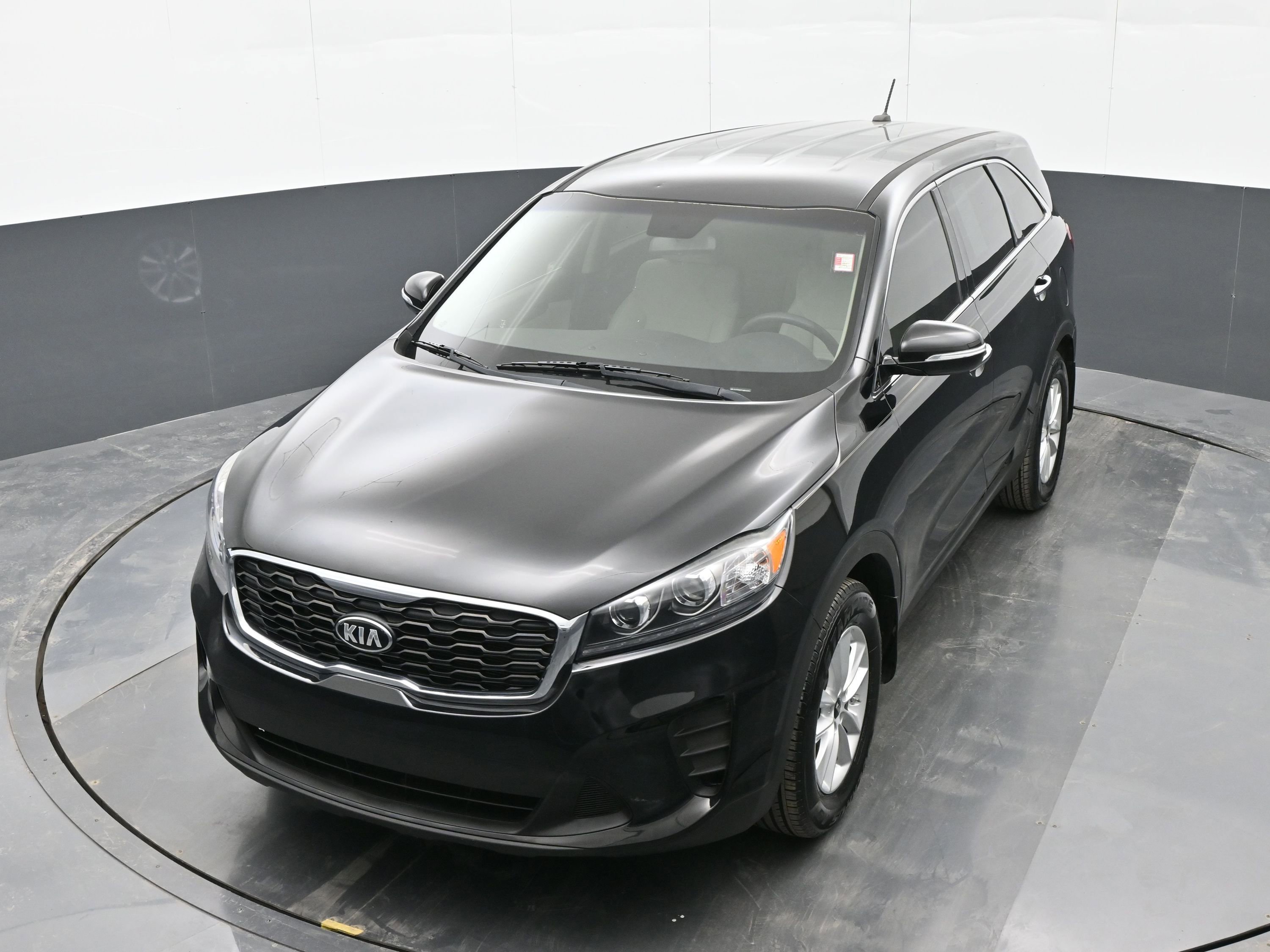 Used 2020 Kia Sorento LX image 32