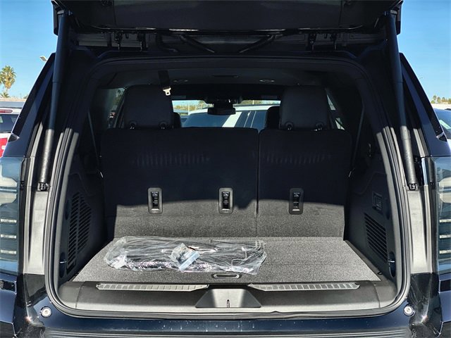 New 2026 Chevrolet Suburban Premier image 31