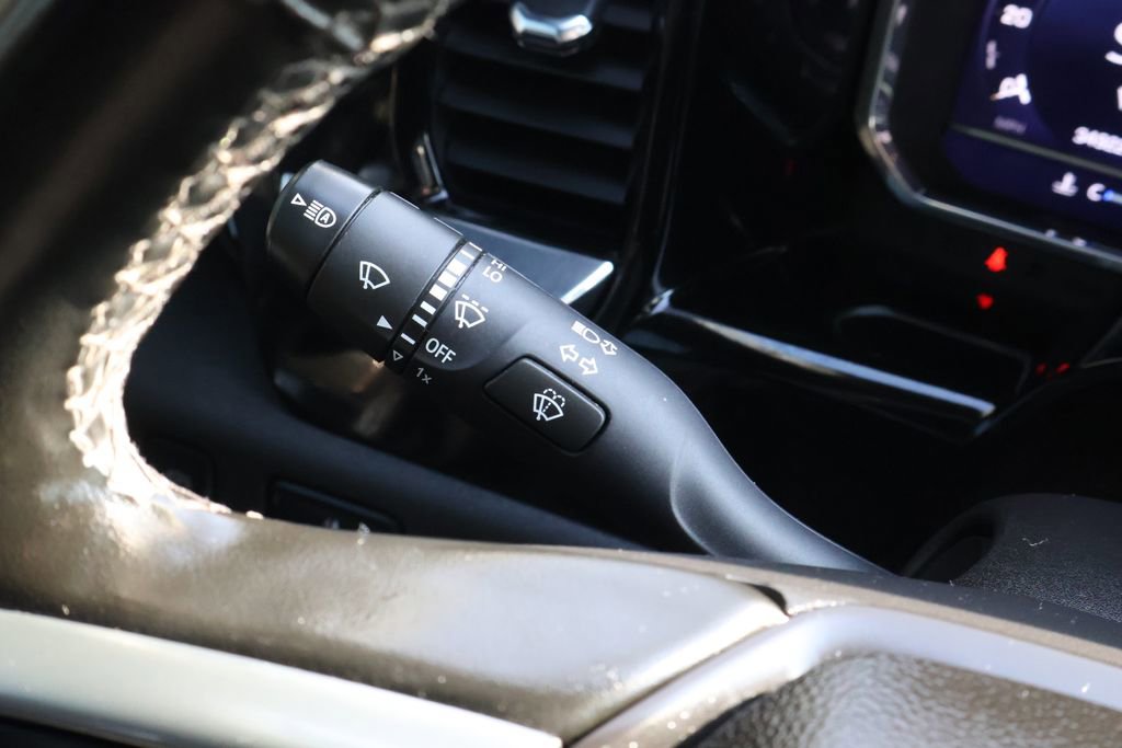 Used 2024 Chevrolet Silverado 2500 LT w/ Convenience Package image 23