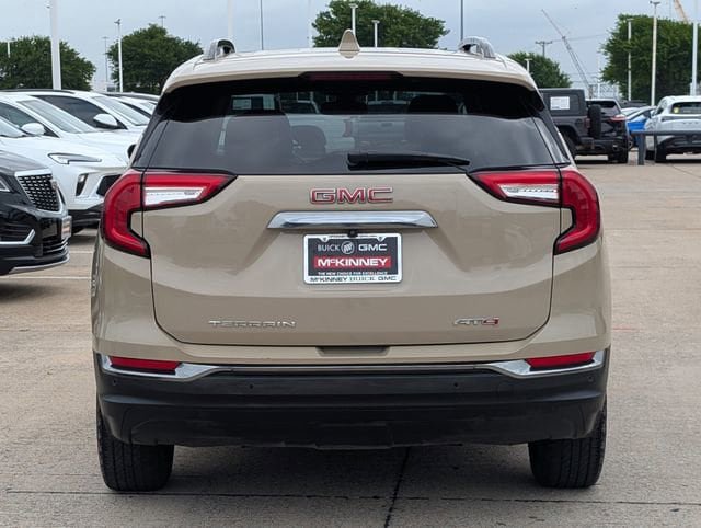 Used 2023 GMC Terrain AT4 w/ Tech Package image 5