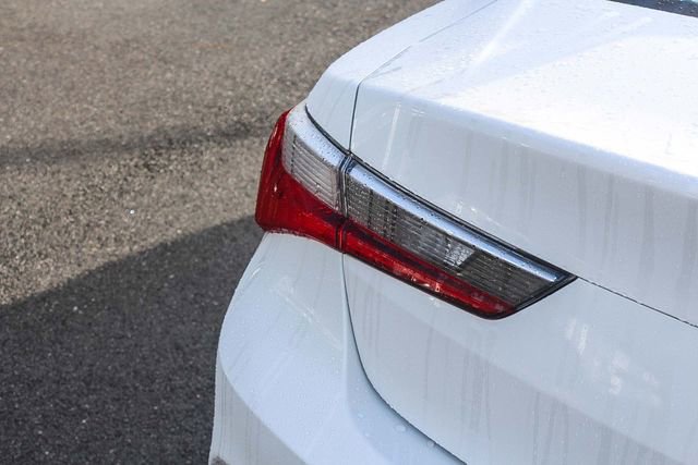 Used 2020 Acura ILX w/ Premium Package image 8