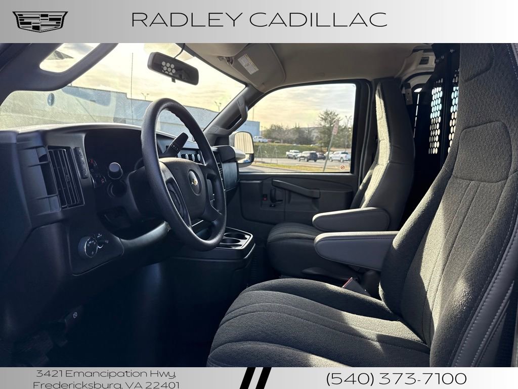 Used 2024 Chevrolet Express 2500 w/ Driver Convenience Package image 12