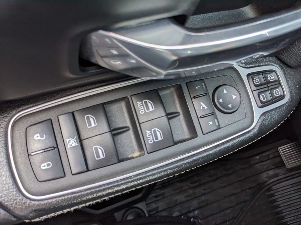 Used 2023 RAM 2500 Laramie AWD/4WD image 62