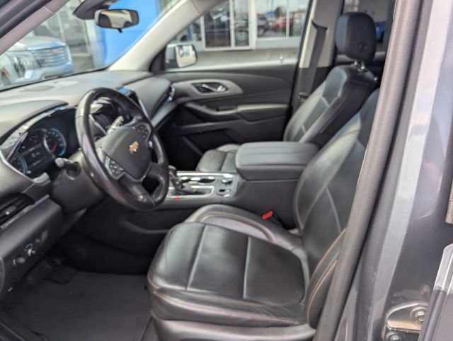 Used 2021 Chevrolet Traverse LT FWD image 13