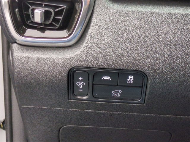 Used 2023 Kia Sorento SX image 19
