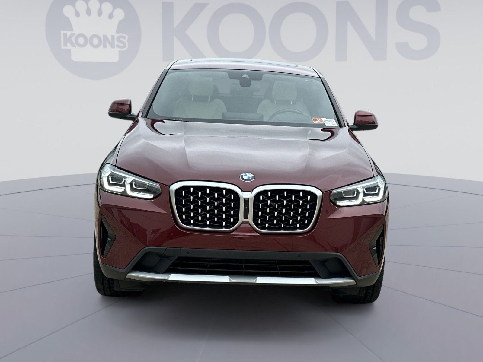 Used 2025 BMW X4 xDrive30i w/ Premium Package AWD/4WD image 4