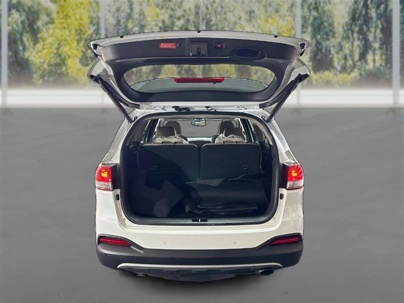 Used 2018 Kia Sorento EX AWD/4WD image 13