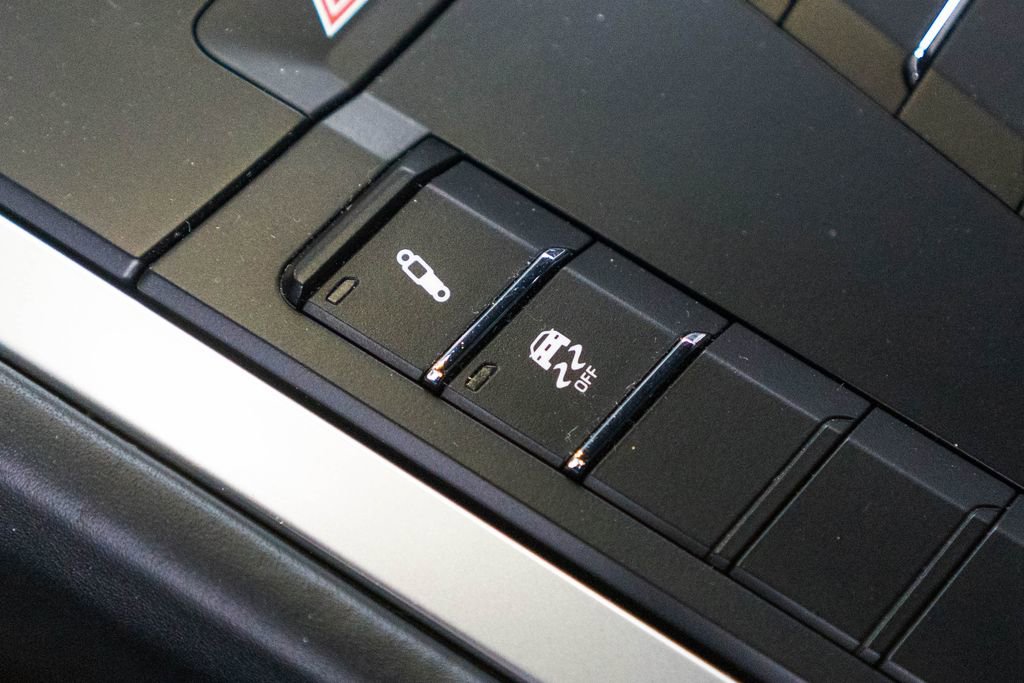 Certified 2018 Porsche 911 Turbo image 25