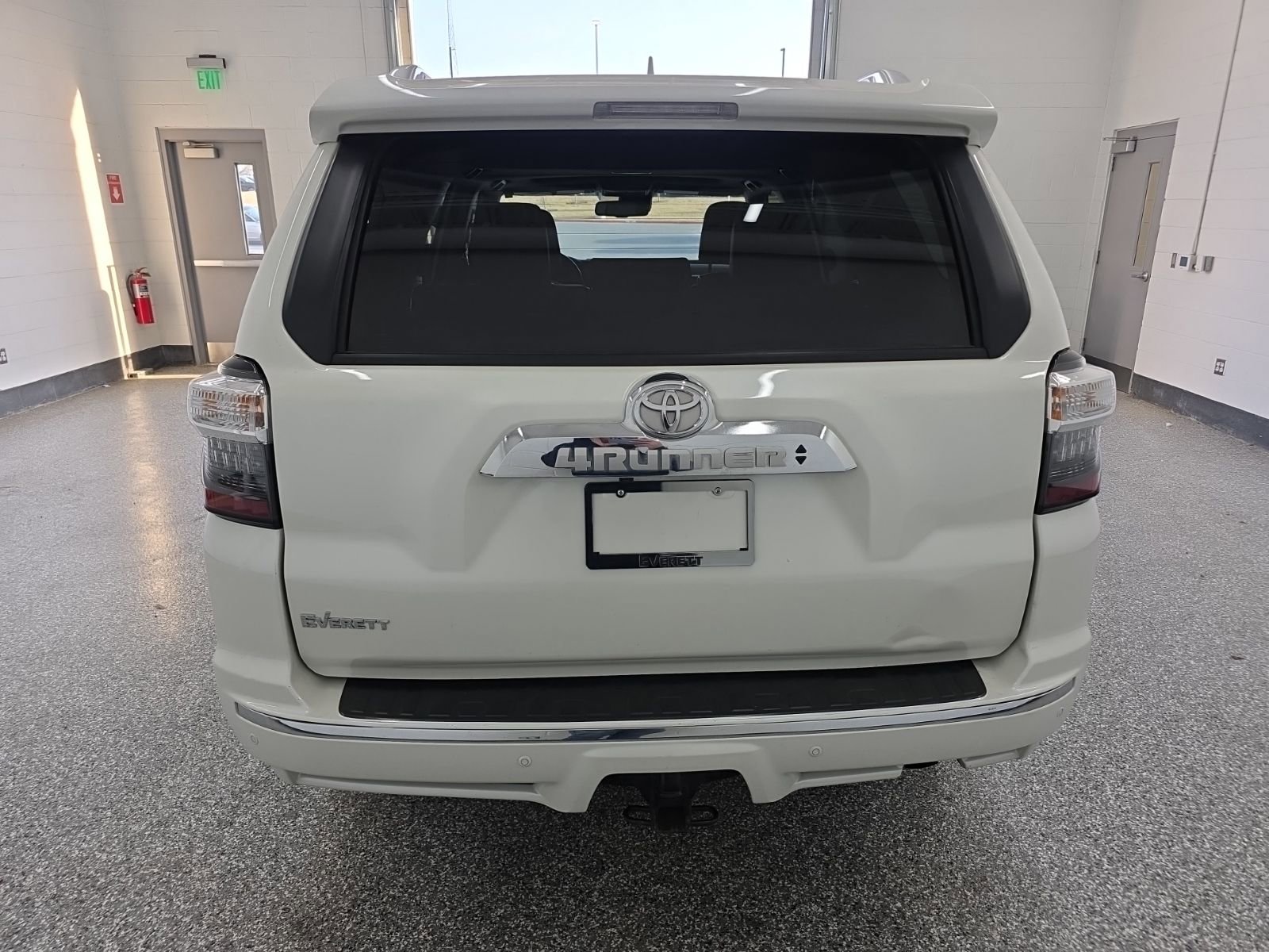 Used 2023 Toyota 4Runner Limited image 4
