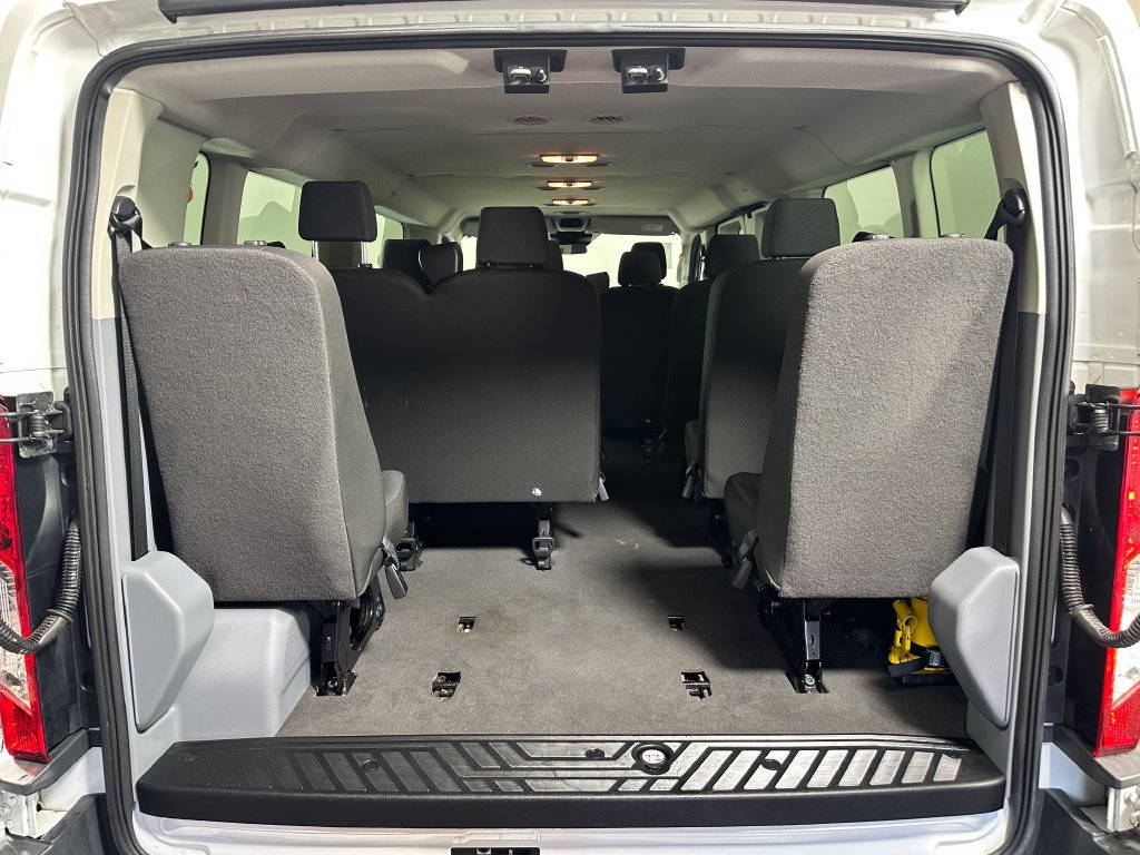 Used 2018 Ford Transit 350 XL RWD image 5
