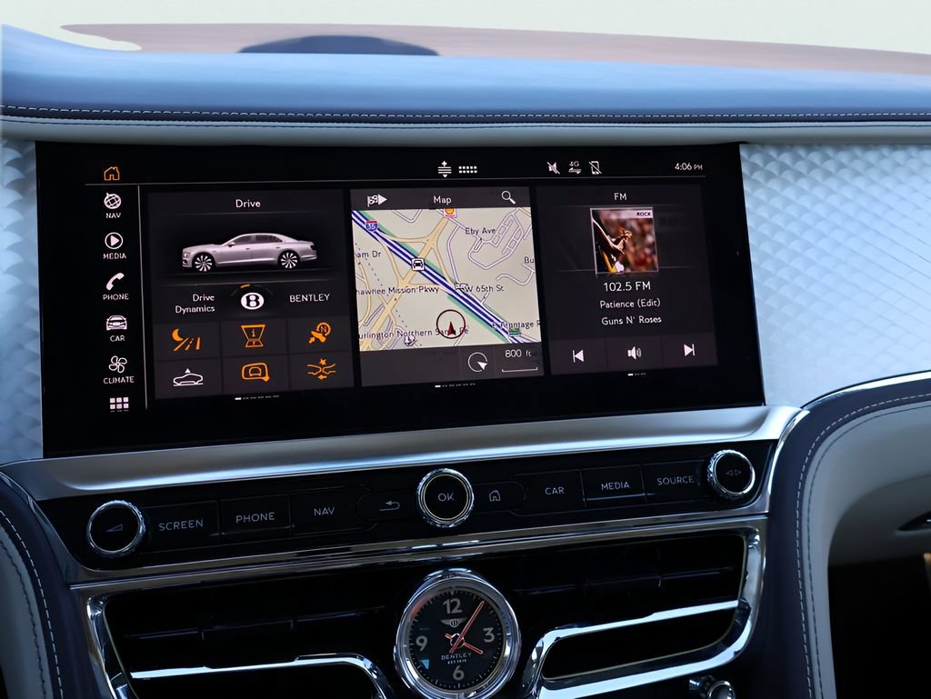 Used 2023 Bentley Flying Spur Azure AWD/4WD image 27