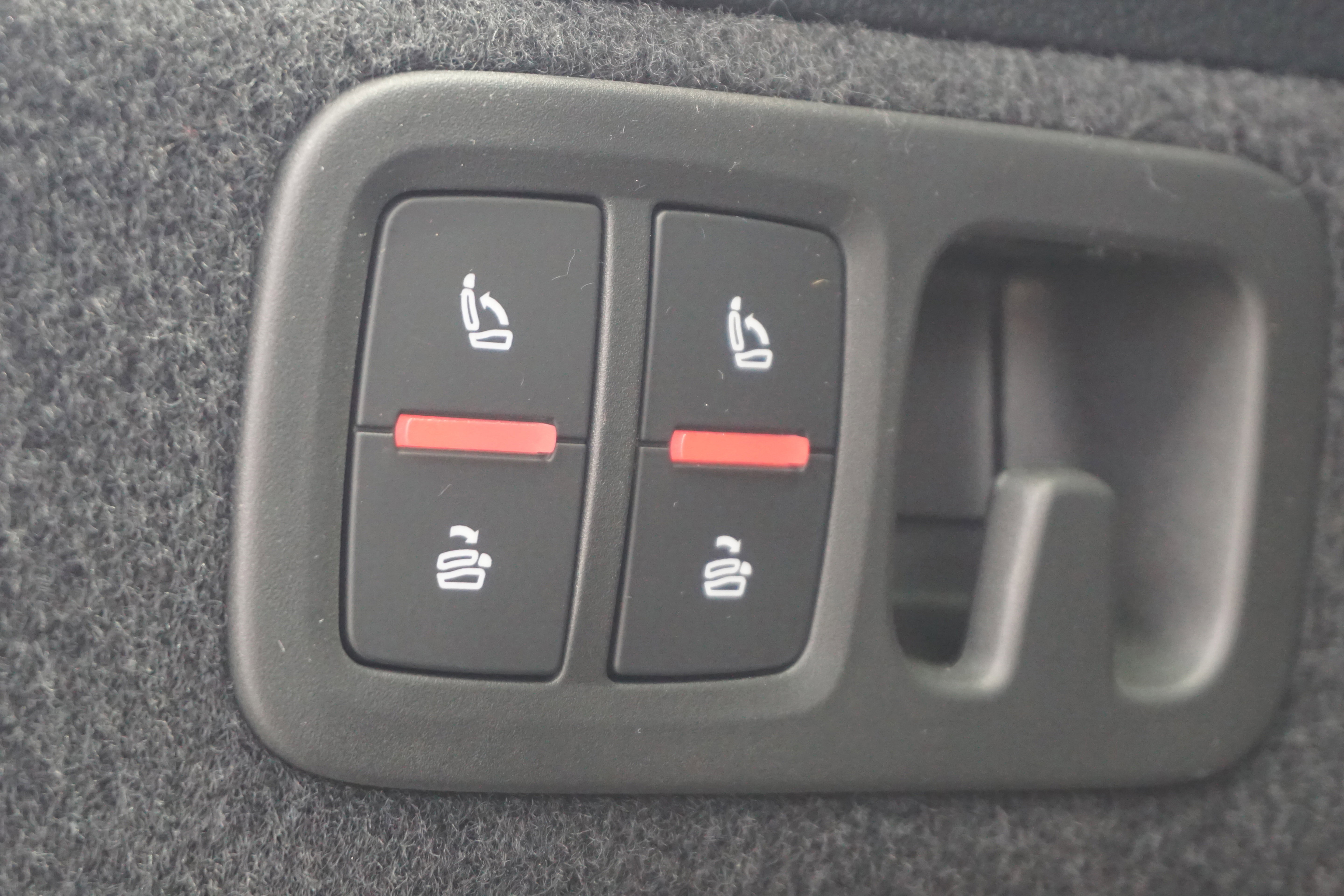 Certified 2025 Audi Q7 3.0T Premium Plus image 17