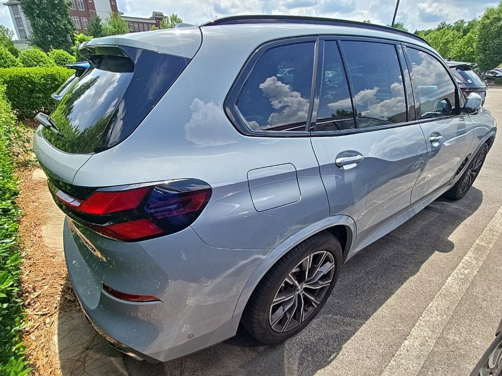 Used 2024 BMW X5 sDrive40i w/ Executive Package RWD image 7