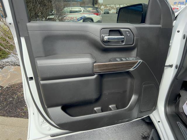 Used 2022 Chevrolet Silverado 1500 RST image 9