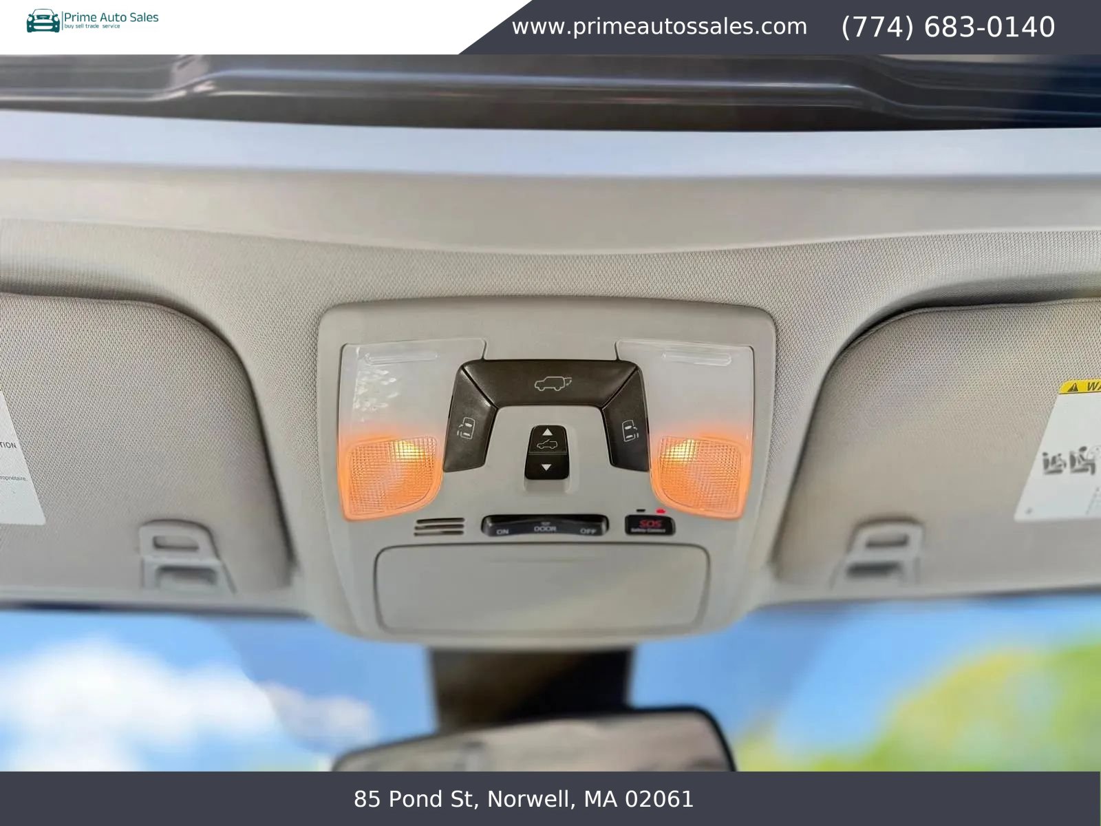Used 2019 Toyota Sienna XLE w/ XLE Navigation Package FWD image 27