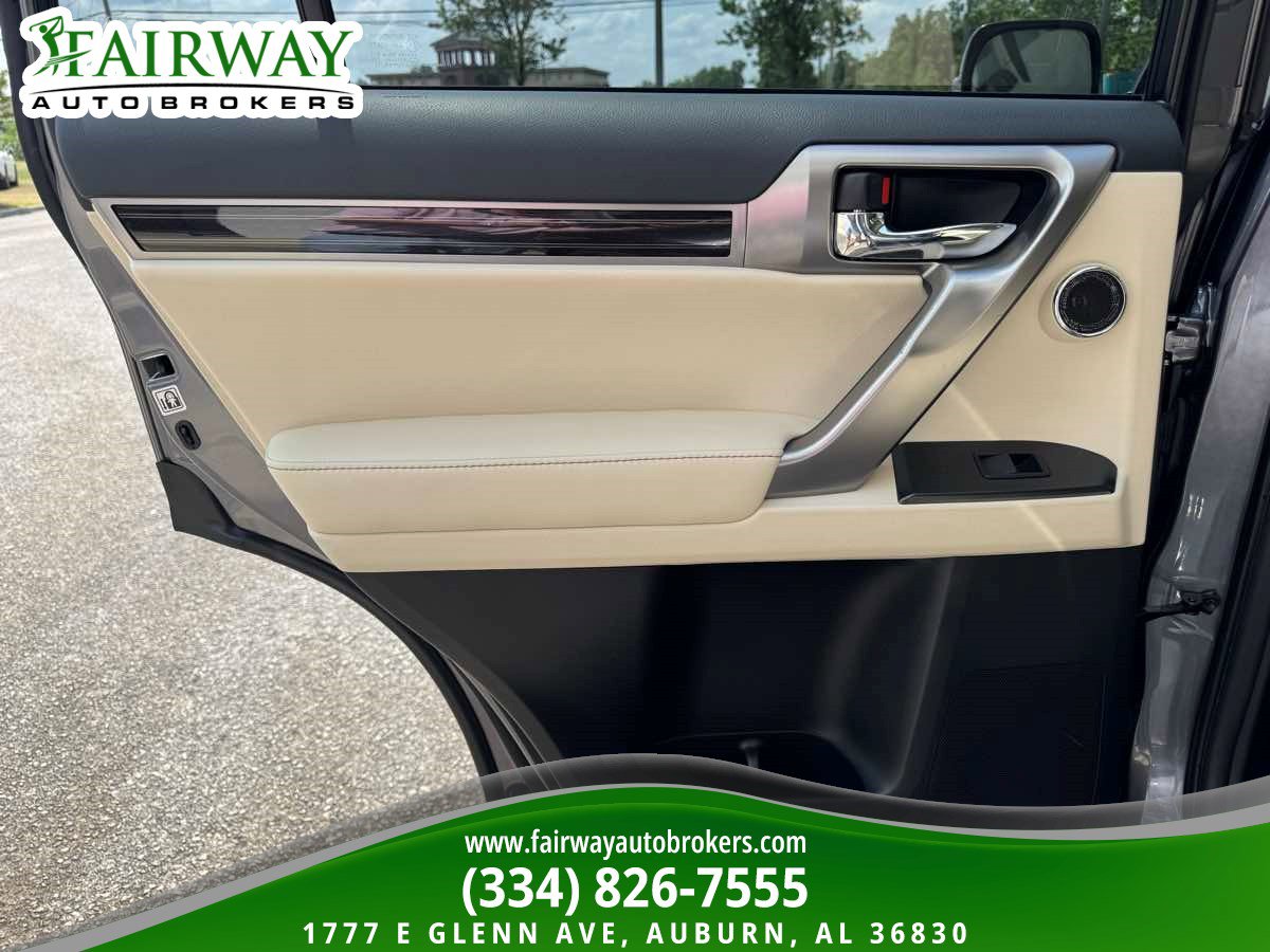 Used 2023 Lexus GX 460 Premium AWD/4WD image 31