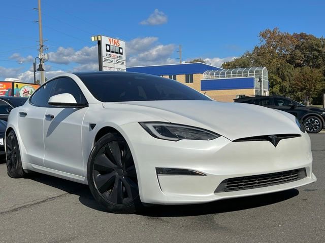 Used 2024 Tesla Model S image 1