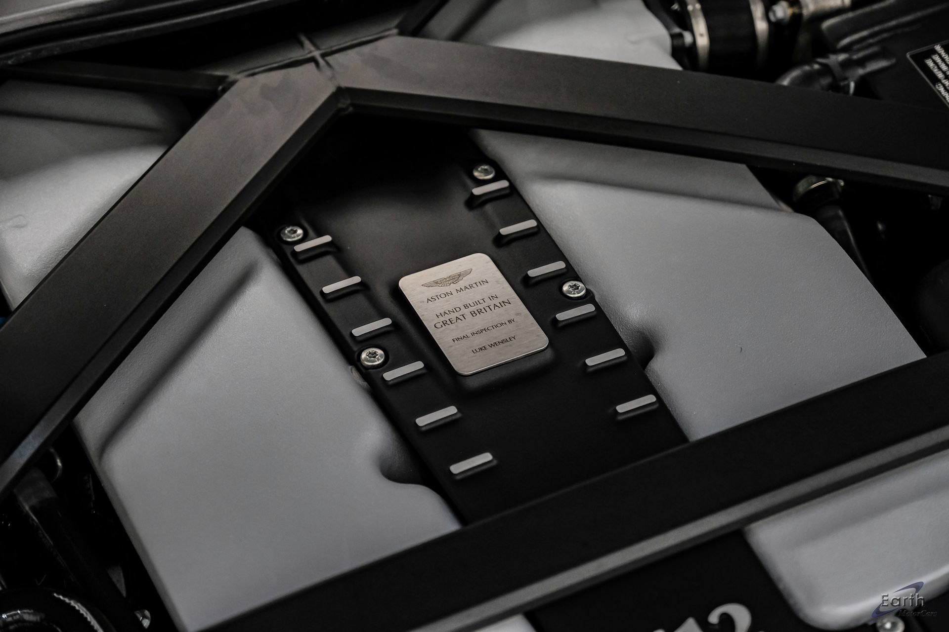 Used 2023 Aston Martin V12 Vantage RWD image 96