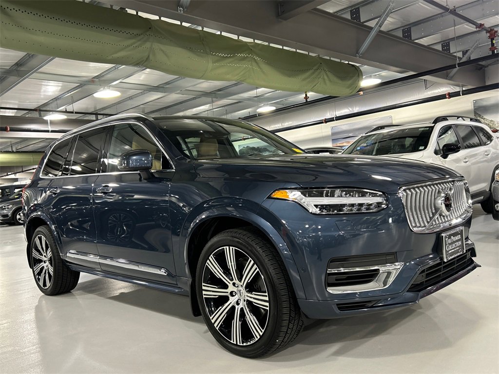 Used 2022 Volvo XC90 T8 Inscription