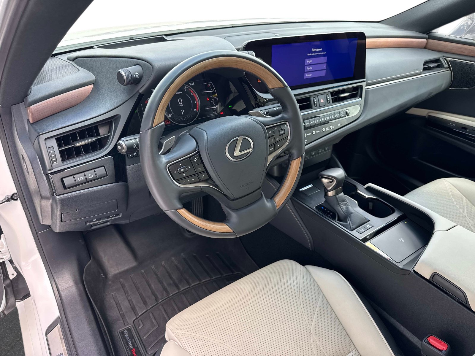 Certified 2025 Lexus ES 300h Ultra Luxury w/ Accessory Package (Z1) FWD image 21