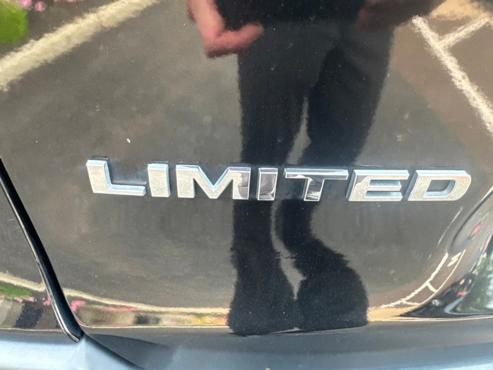 Used 2019 Jeep Cherokee Limited AWD/4WD image 9
