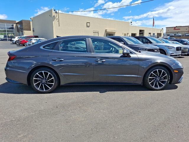 Used 2021 Hyundai Sonata Limited w/ Winter Weather Package FWD image 7