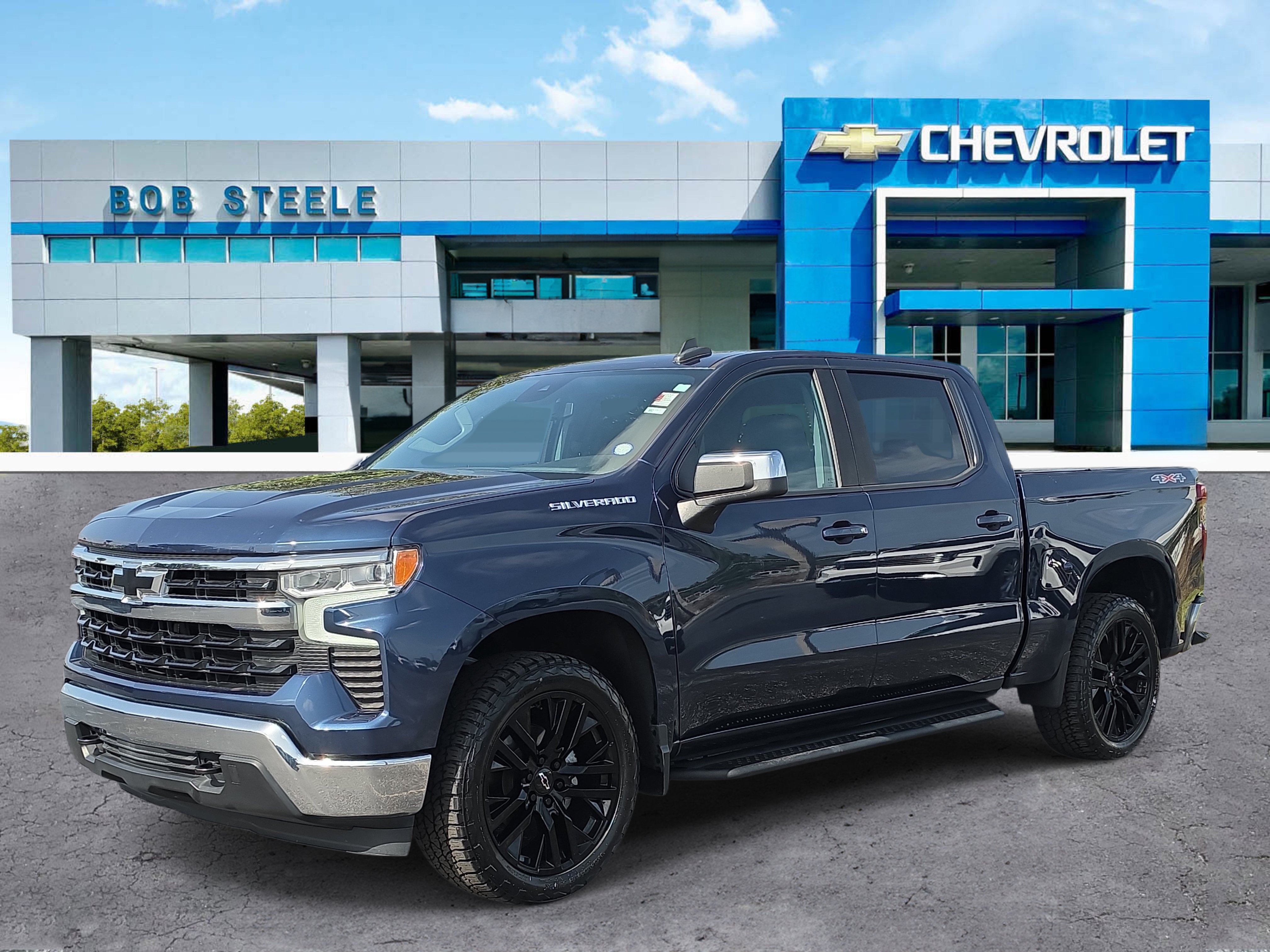 Certified 2023 Chevrolet Silverado 1500 LT AWD/4WD image 2