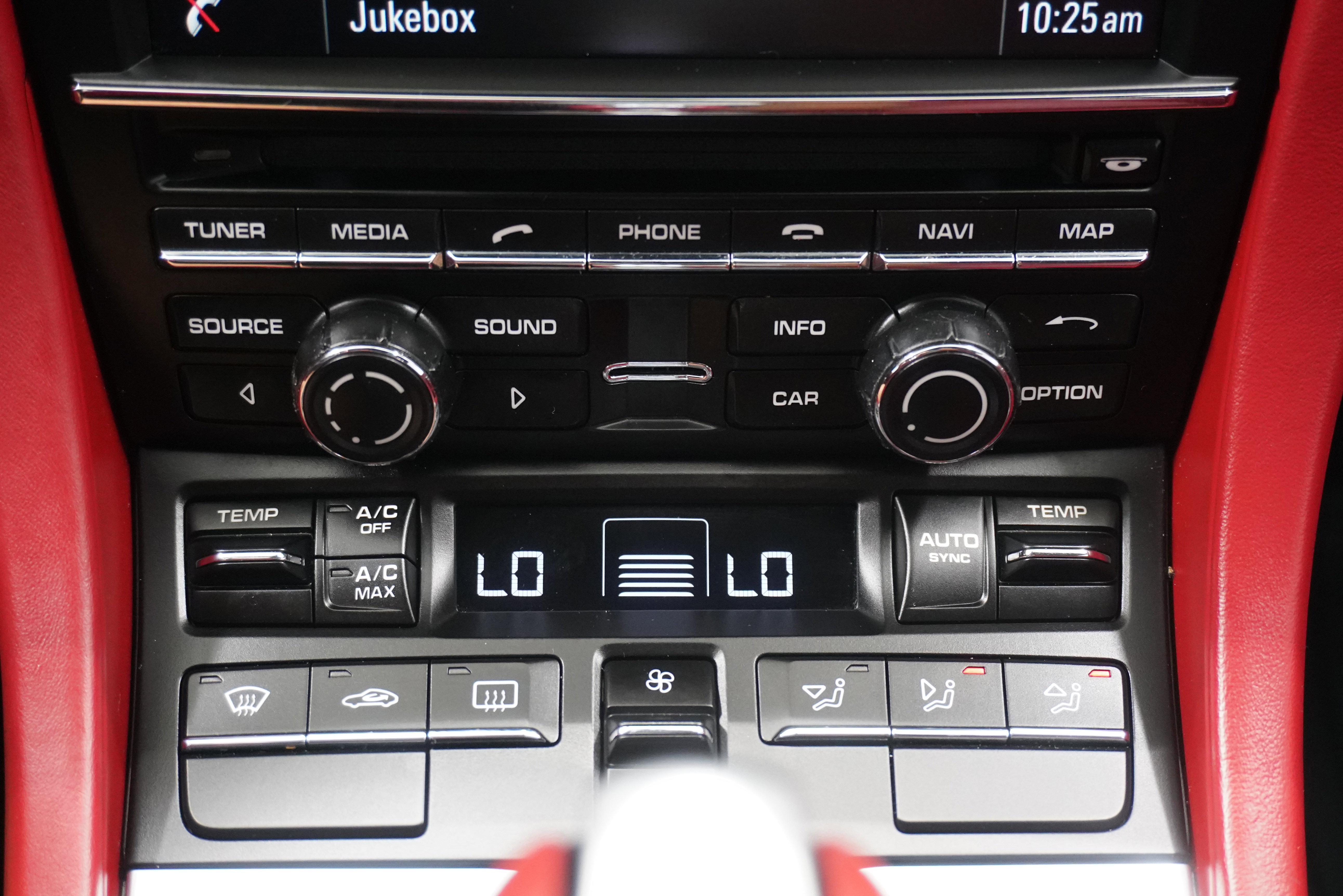 Used 2015 Porsche 911 Carrera image 20