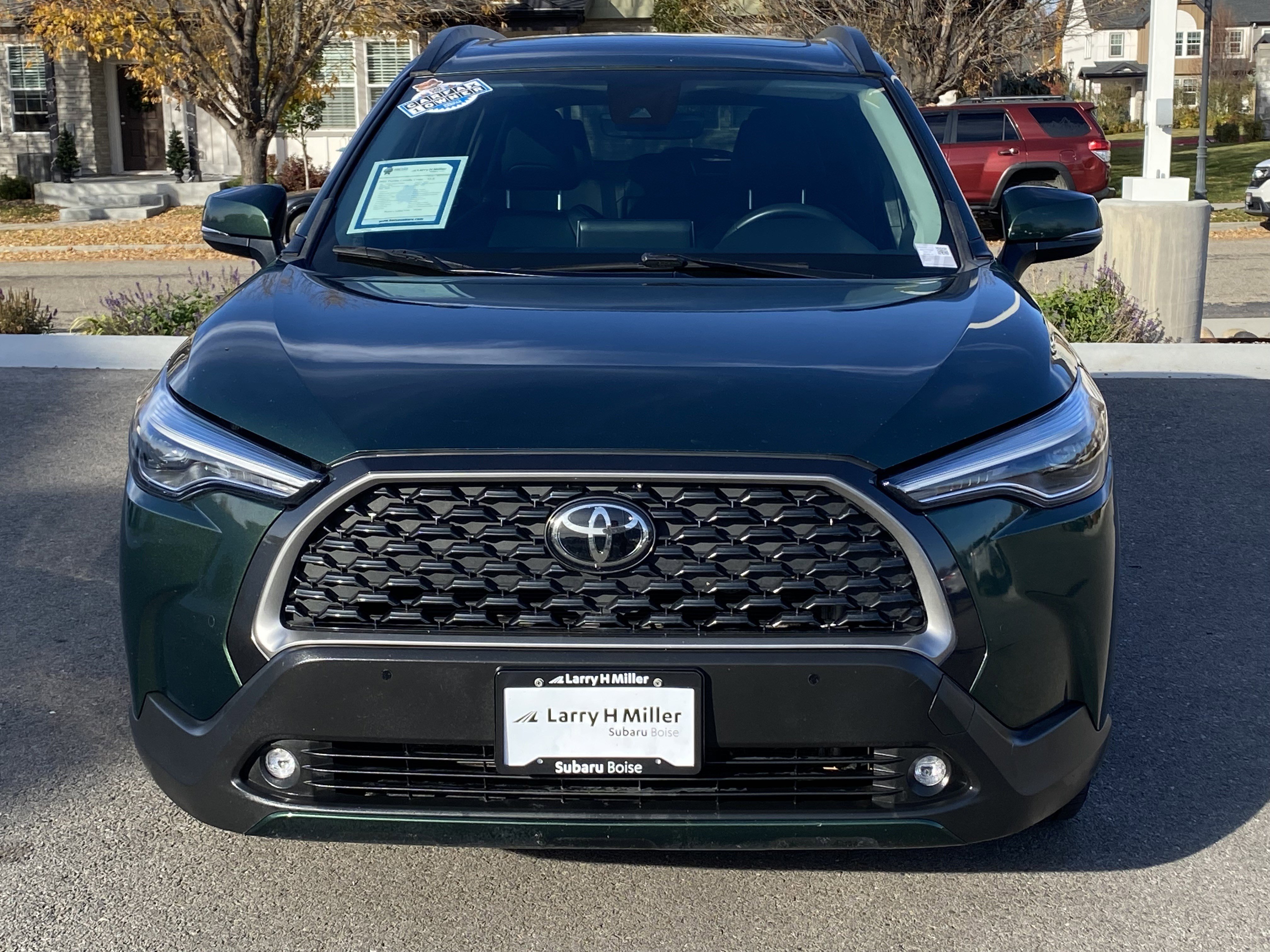 Used 2022 Toyota Corolla Cross XLE image 9