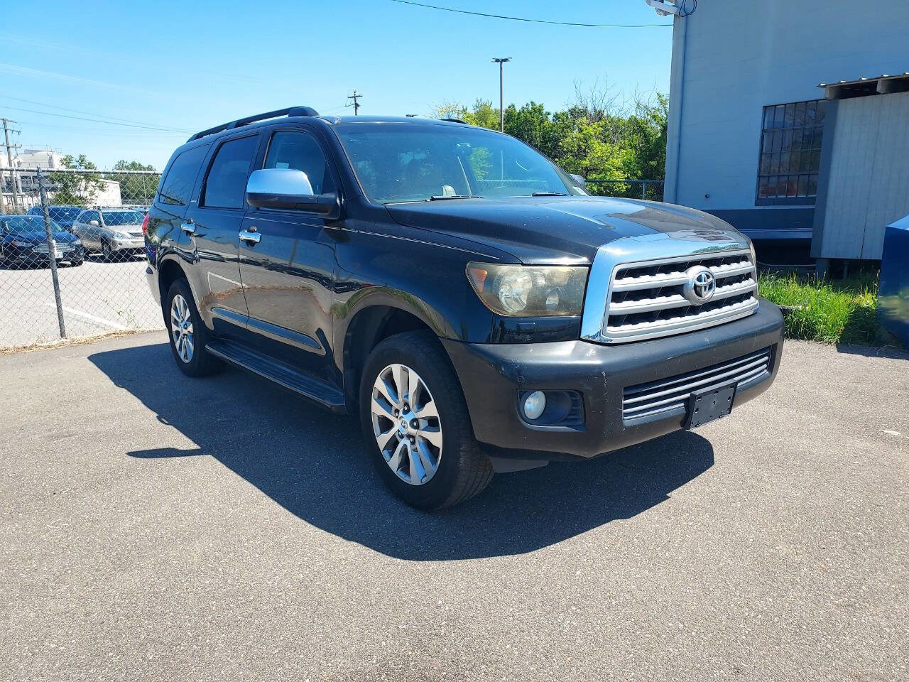 Used 2011 Toyota Sequoia Limited AWD/4WD image 5