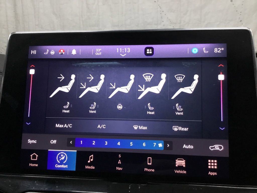 Used 2022 Jeep Compass Limited w/ (RED) Package image 30