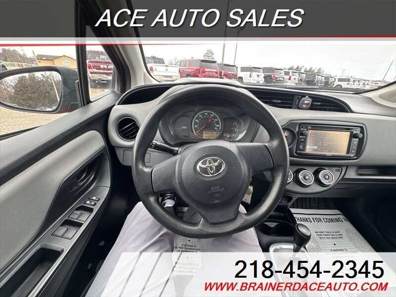 Used 2015 Toyota Yaris L FWD image 10