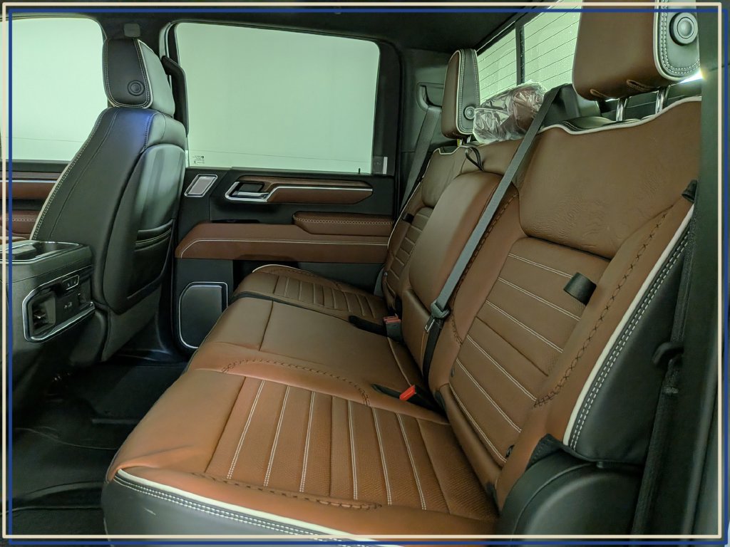 New 2026 GMC Sierra 3500 Denali Ultimate AWD/4WD image 30
