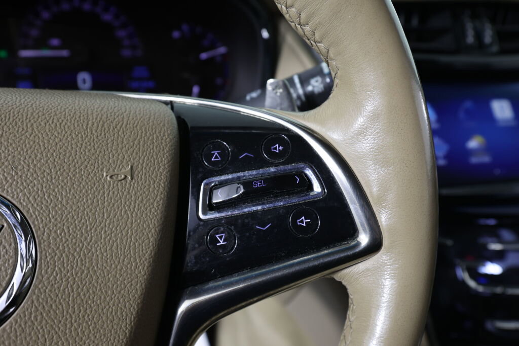 Used 2014 Cadillac CTS Luxury image 33