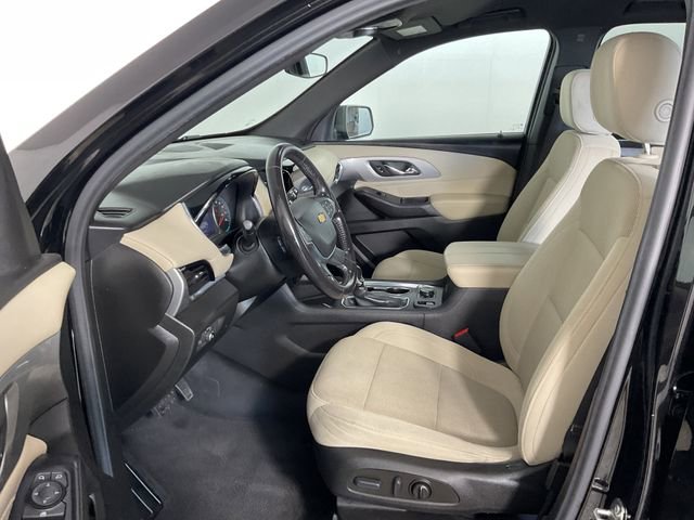 Used 2022 Chevrolet Traverse LT FWD image 19