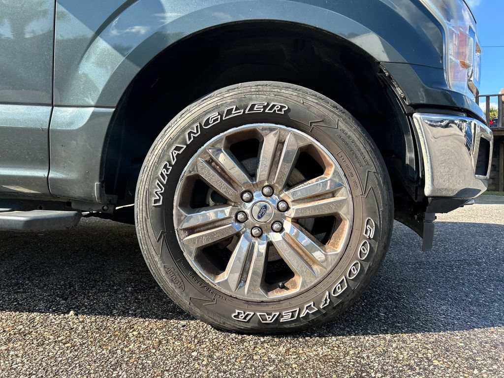 Used 2018 Ford F150 XLT w/ Equipment Group 302A Luxury AWD/4WD image 7