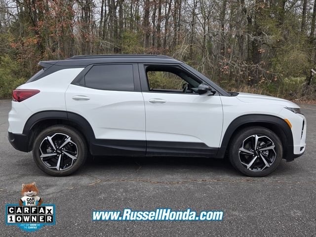 Used 2023 Chevrolet TrailBlazer RS w/ Sun and Liftgate Package FWD image 2