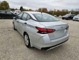 Used 2020 Nissan Versa S image 6